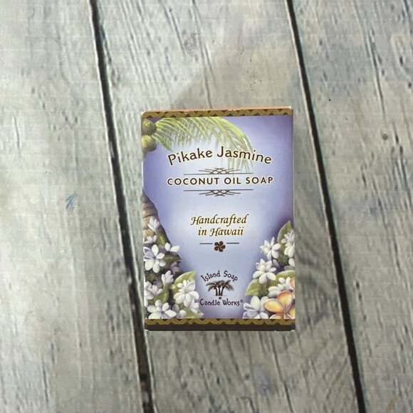 Island Soap & Candle Works Handmade Coconut Soap - Picture 1 of 2